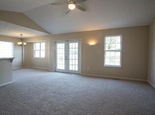 Foto del edificio - Charming 3 Bedroom 2 Bath Ranch in Willard Schools-