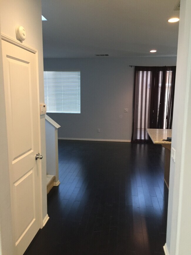 Foto del edificio - Two Story Townhome -  Moreno Valley