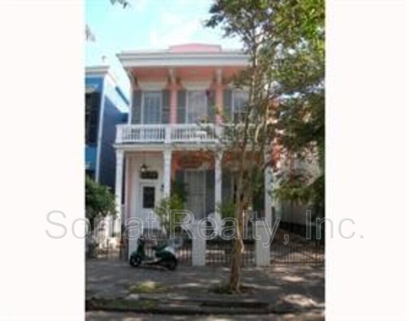 719 Esplanade Ave Unit 3, New Orleans, LA 70116 Condo for Rent in New Orleans, LA