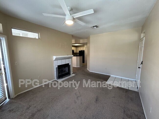 Foto del edificio - 11375 E Sahuaro Dr