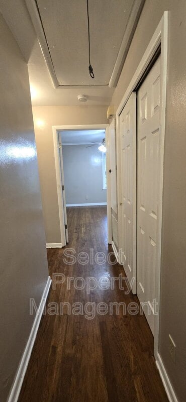Building Photo - 333 W Suttenfield St