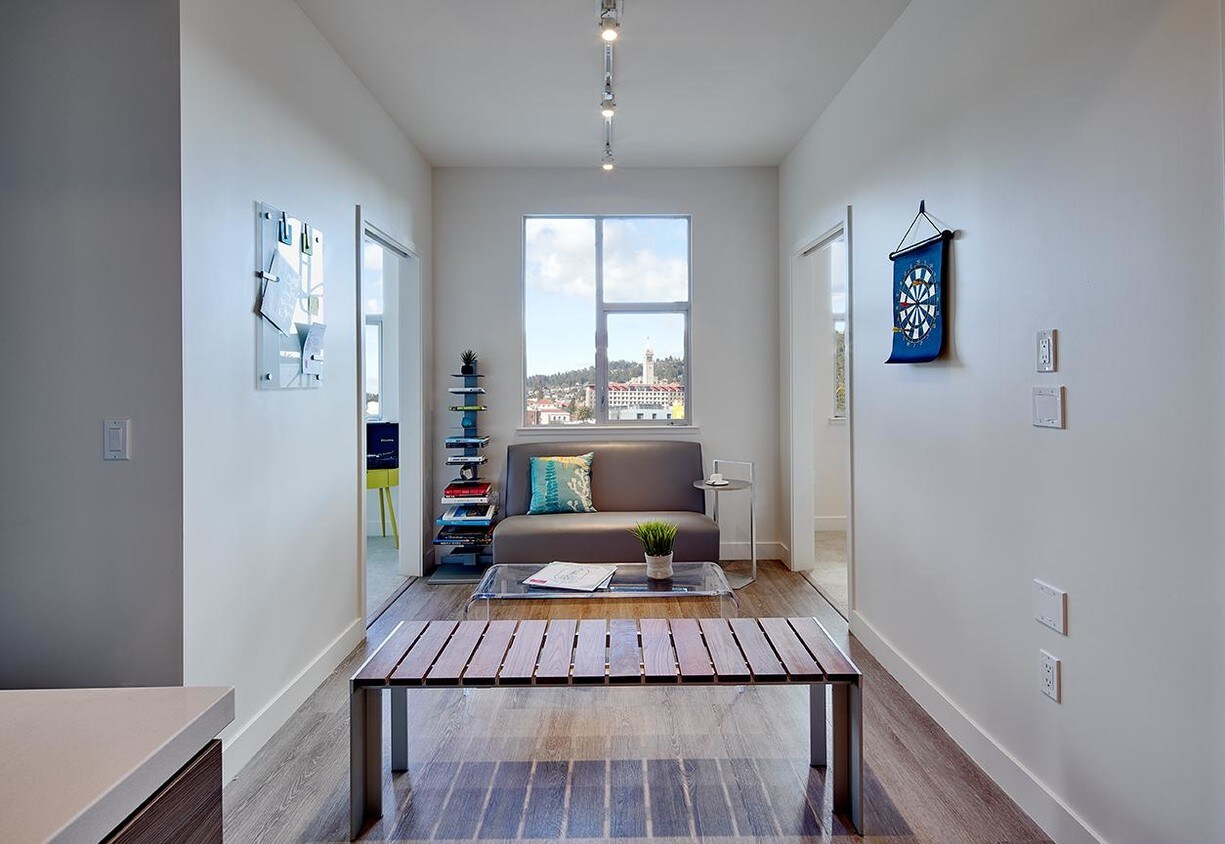 Primary Photo - 3 bedroom in Berkeley CA 94704