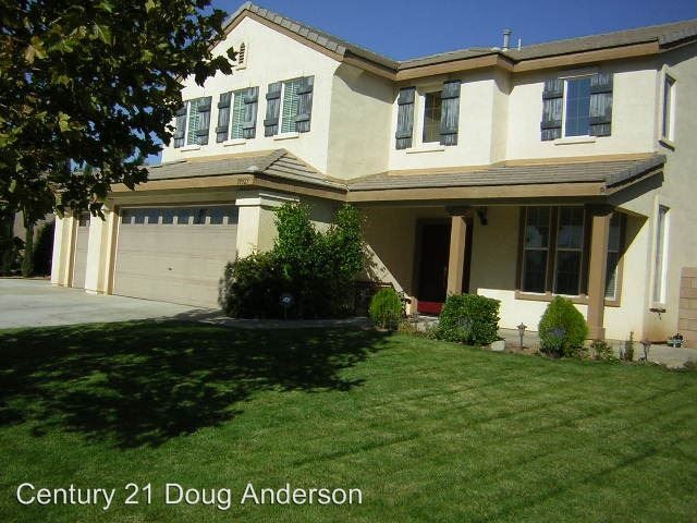 Primary Photo - 4 br, 3 bath House - ***39921 PENINA WAY