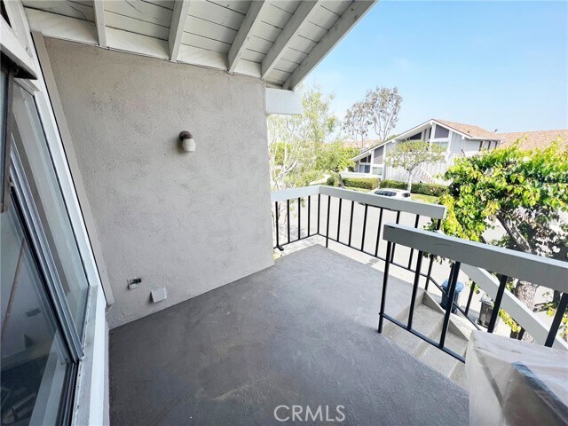 Building Photo - 6702 Sun Dr