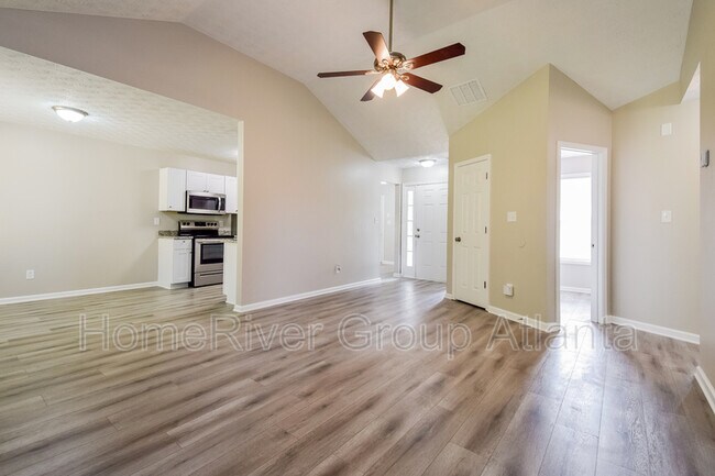 Building Photo - 48 Canterbury Dr