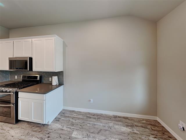 Foto del edificio - 5533 Baker Creek Rd