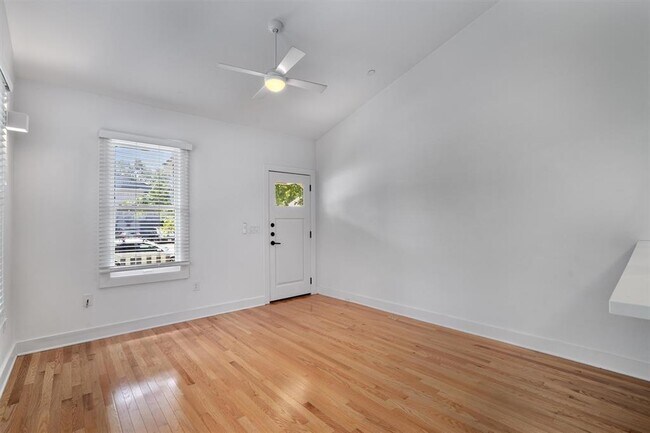 Foto del edificio - 4004 Avenue C