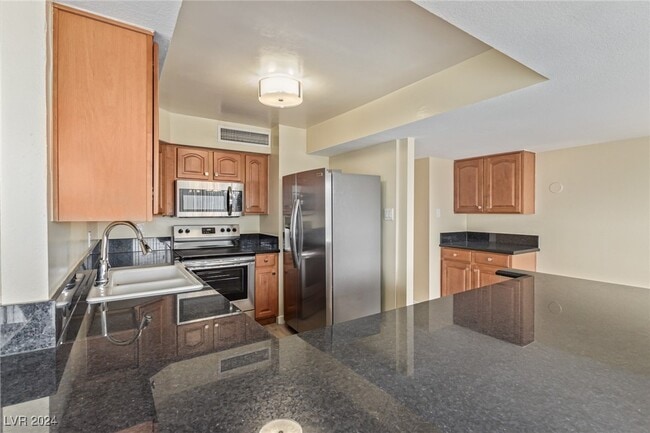 Building Photo - 3111 Bel Air Dr