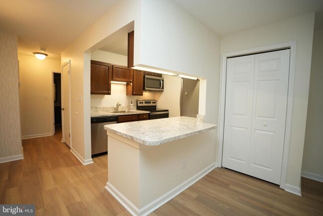 Building Photo - 23247 White Birch Ct