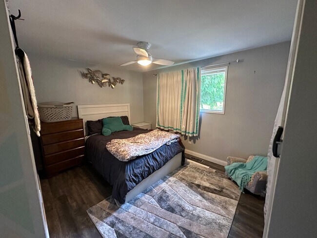 Foto del edificio - 825 Woodbine Way