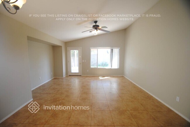 Foto del edificio - 4073 E Princeton Ave