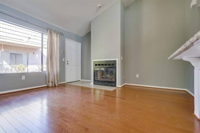 Foto del edificio - 4576 Hawley Blvd