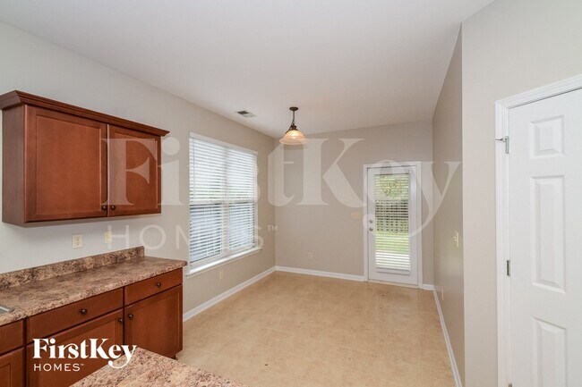 Building Photo - 1254 Easterwood Blvd