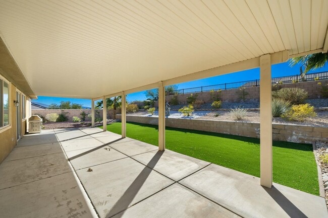 Building Photo - 73771 Picasso Dr