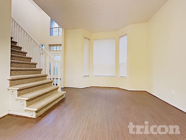 Foto del edificio - 1934 Creston Dr