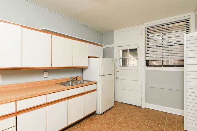 Foto del edificio - 726 W Roscoe St