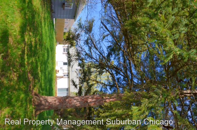 Building Photo - 2 br, 1 bath House - 303 N Elm St