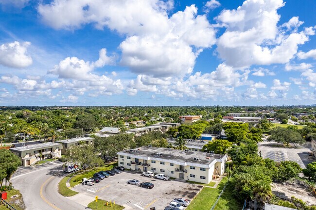 Building Photo - 6390 NW 11th St