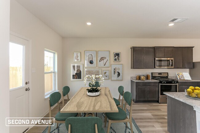 Building Photo - 9624 Sierra Grande Dr