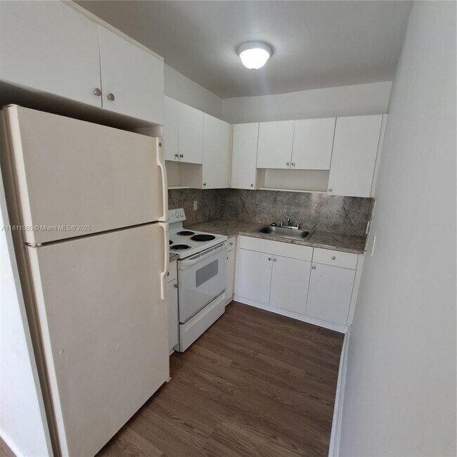 Foto del edificio - 1362 SW 2nd St