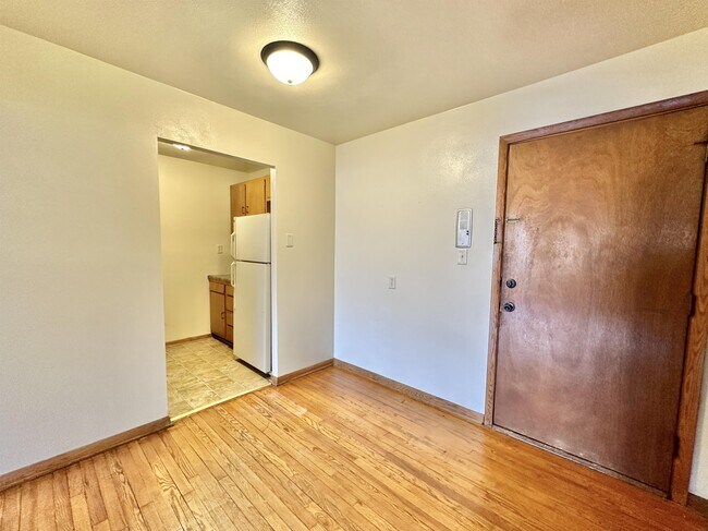 Foto del edificio - 430 Harrison Ave