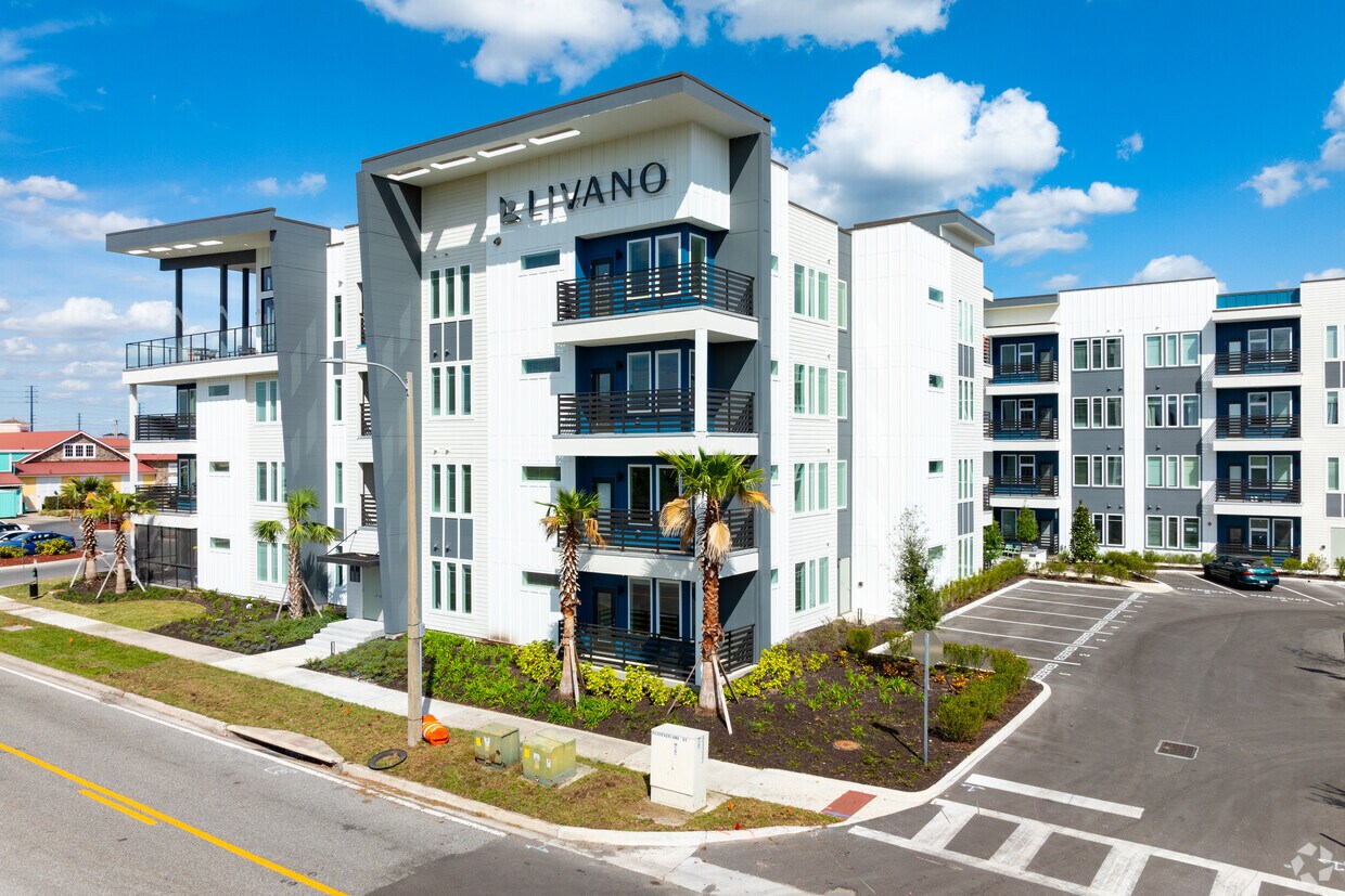 Livano Grand National Apartments in Orlando, FL