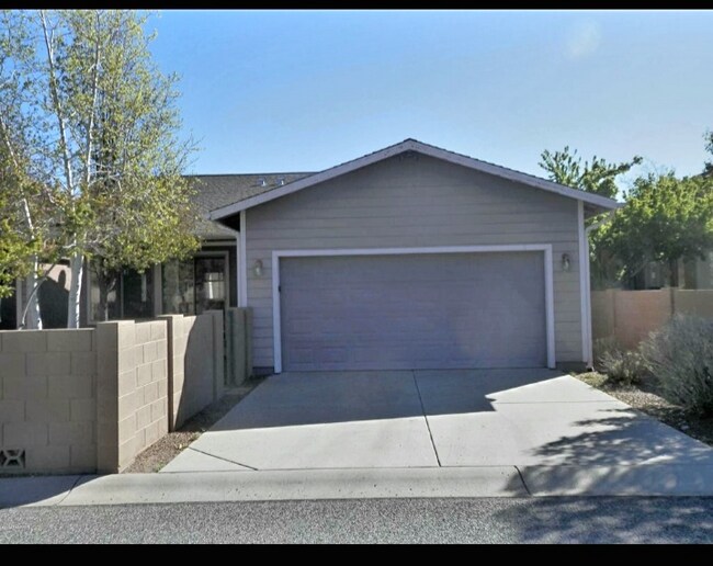 Building Photo - 1180 Stillness Dr