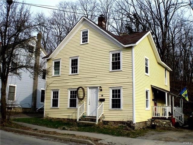 Primary Photo - 72 McEwen St