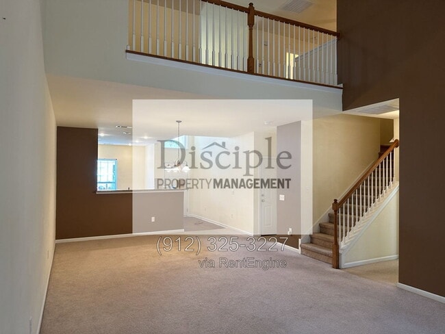 Building Photo - 169 Regency Cir