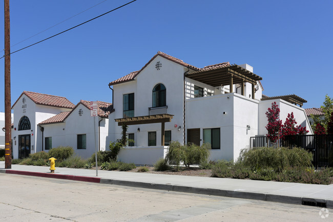 Building Photo - Vernon Village Park