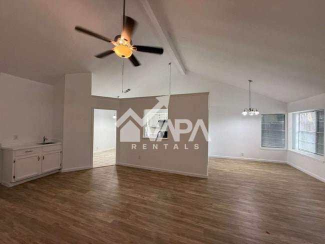 Building Photo - 14614 Highland