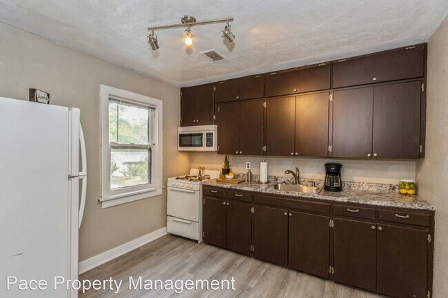 Foto del edificio - 2 br, 1 bath House - 800 Kimball Road