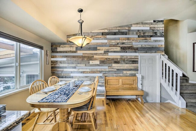 Building Photo - 5257 Pioneer Mesa Dr