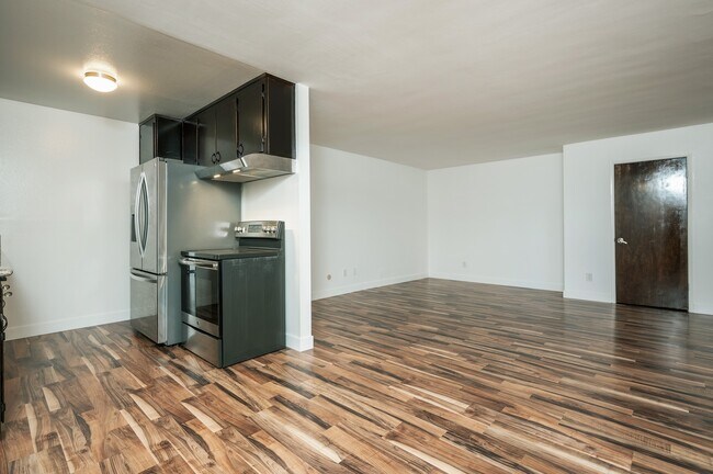 Foto del edificio - 143 Elkwood Ave