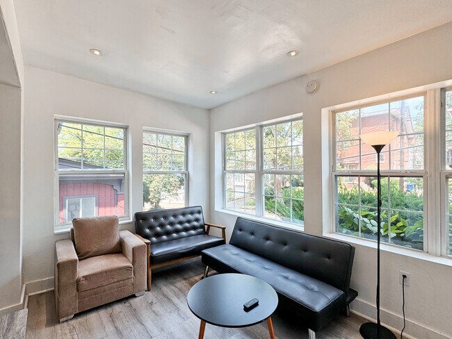 Photo - 5834 Phillips Ave Apartments