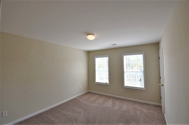Building Photo - 3165 Wrenwood Ct