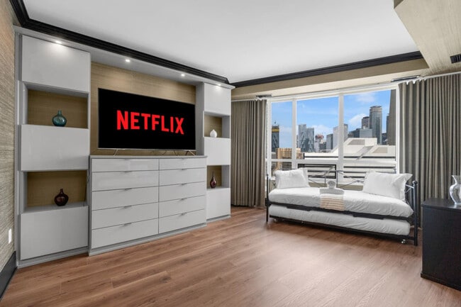 Photo du bâtiment - 20 Blue Jays Way