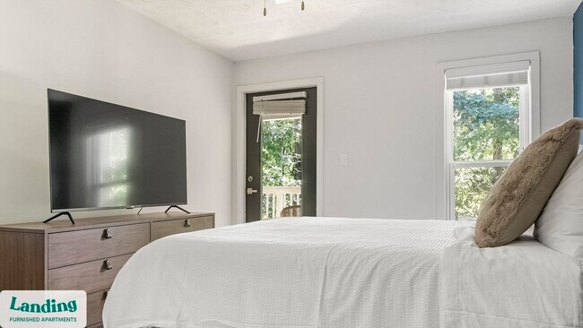 Foto del edificio - 2745 Holcomb Bridge Rd