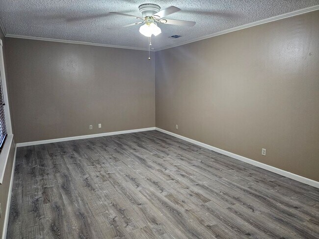Foto del edificio - 1504 Webb St