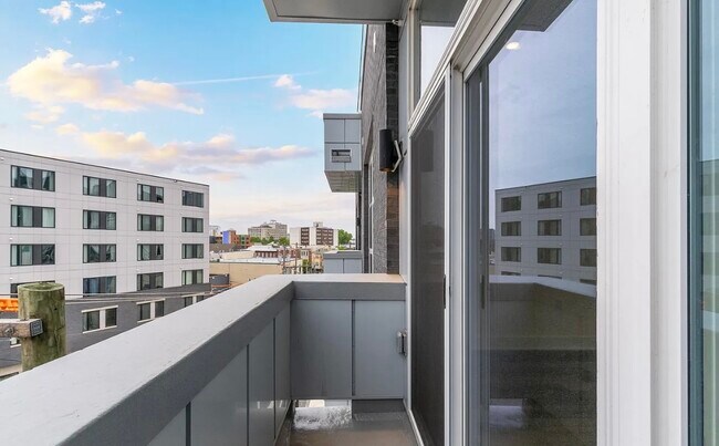 Balcón privado - 1148 N 2nd St