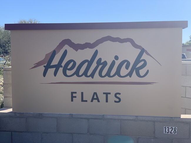 Building Photo - 1328 E Hedrick Dr