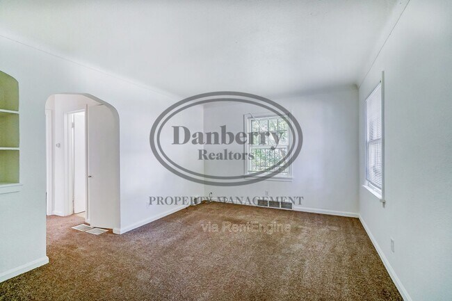 Building Photo - 1132 Brookley Blvd