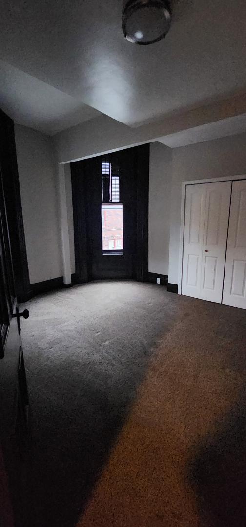 Building Photo - 127 Dawes Ave