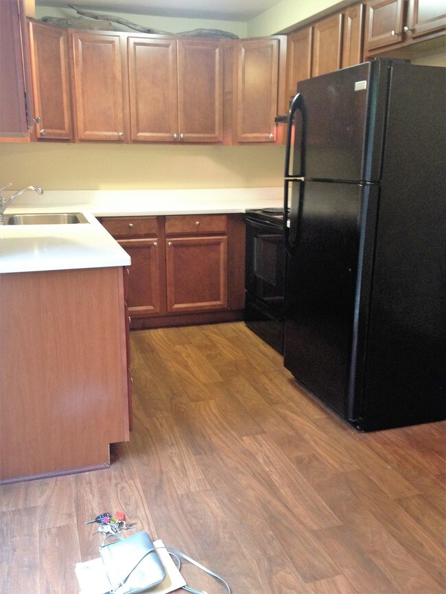 430 Metzler St, Molalla, OR 97038 Townhome Rentals in Molalla OR