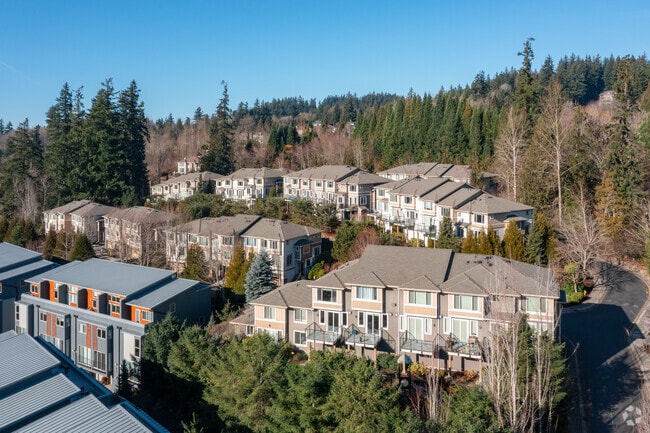 Building Photo - Peregrine Point Townhouse Condominium