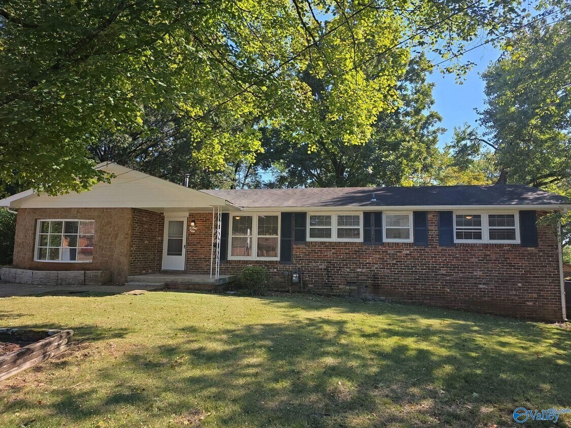 Primary Photo - 3619 Hester Ln NW