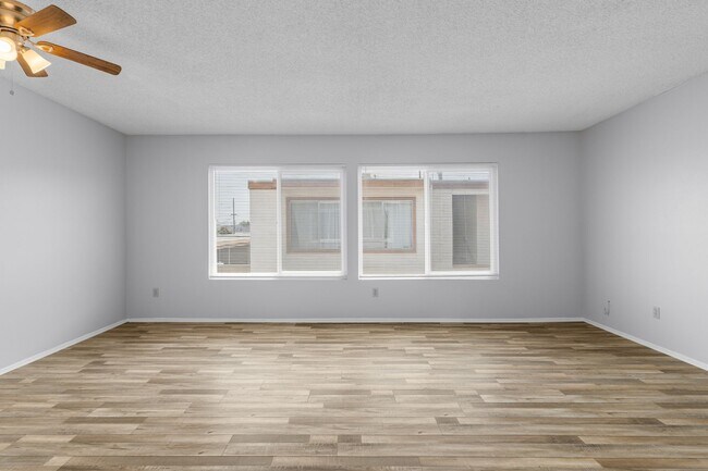 Foto del edificio - 2059 W 157th Street