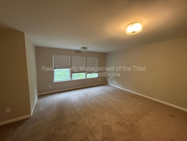 Foto del edificio - 2457 Dukes Hollow Ct