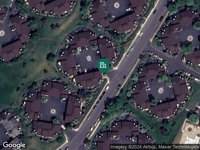 Building Photo - 2 Bedroom  2.5 Bath Townhome in Hillsborough