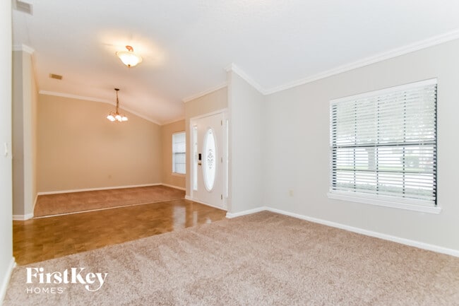 Foto del edificio - 3333 Horseshoe Trail Dr